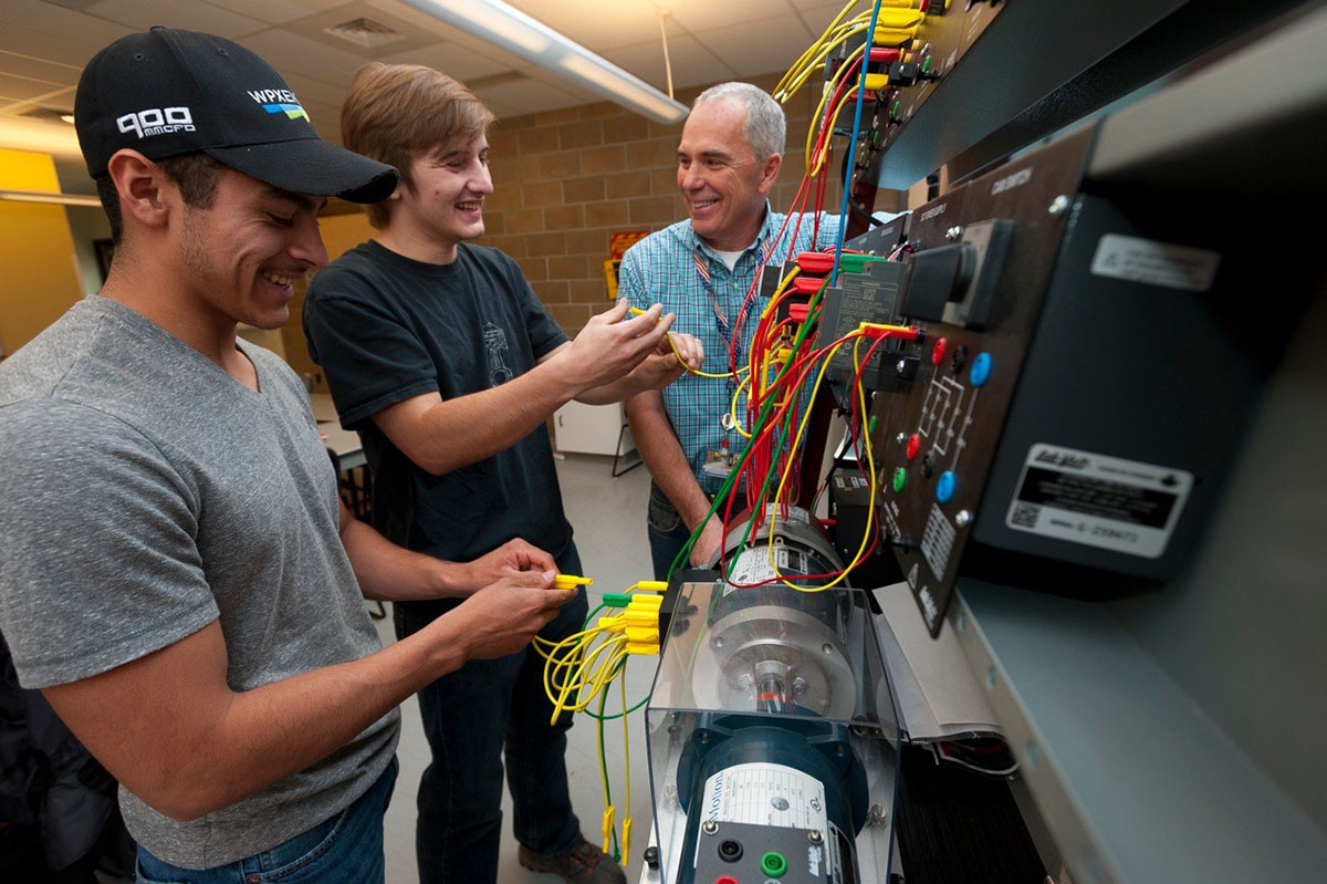 applied engineering students and instructor