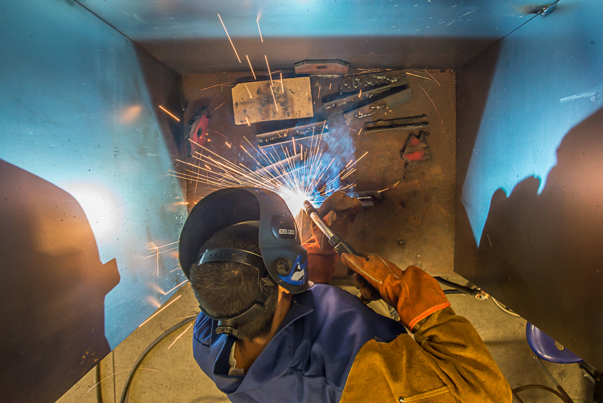 Photo of a Leadville HS student welding at a dual enrollment class at CMC Leadville.