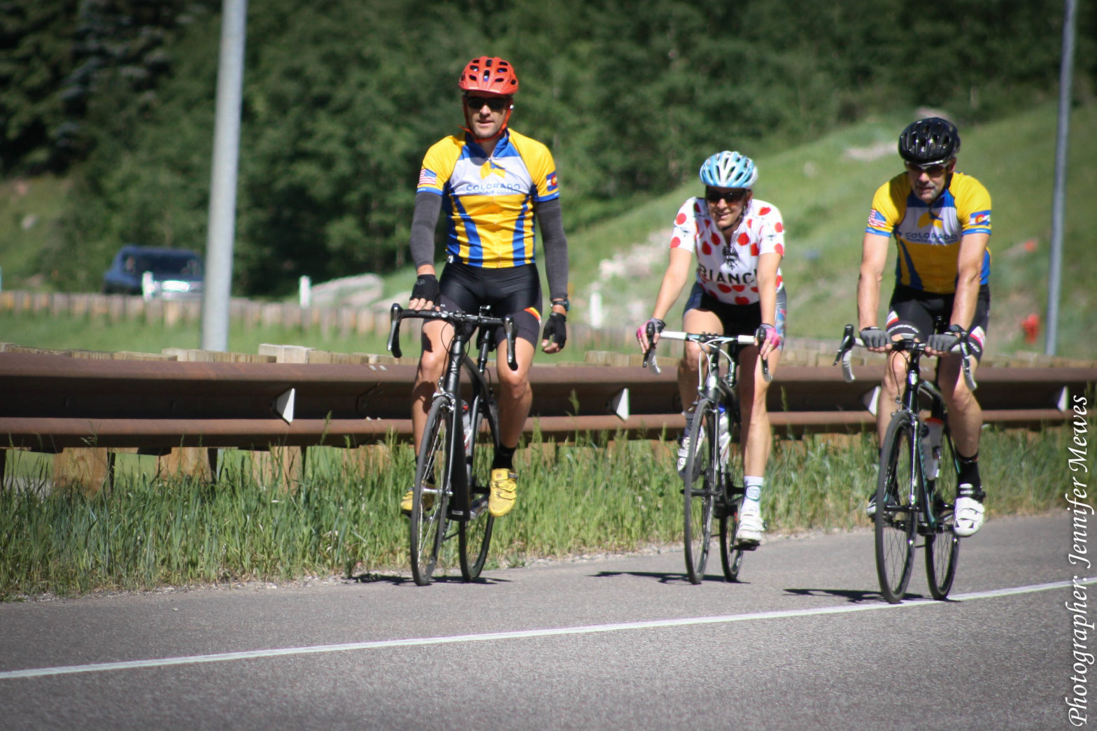 photo - riders at Tour de CMC